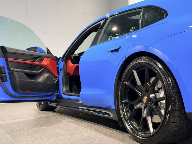 Porsche Taycan bild 16