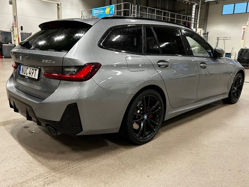 BMW 330 bild 7