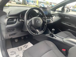 Toyota C-HR bild 11