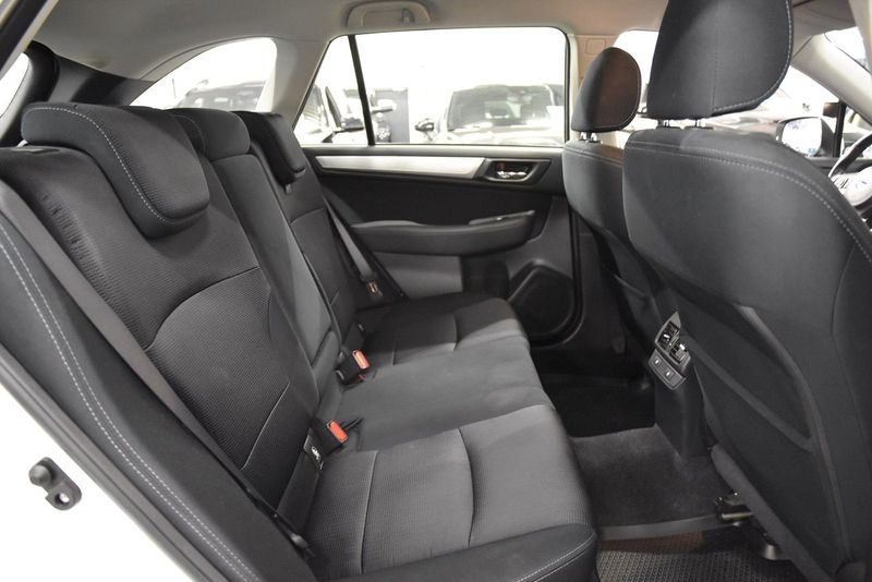 Subaru Outback bild 13