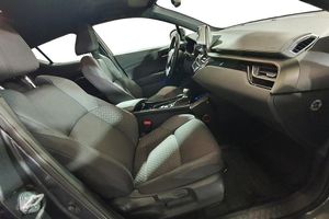 Toyota C-HR bild 17