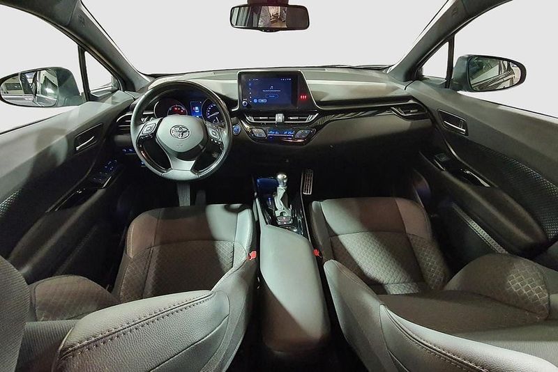 Toyota C-HR bild 15