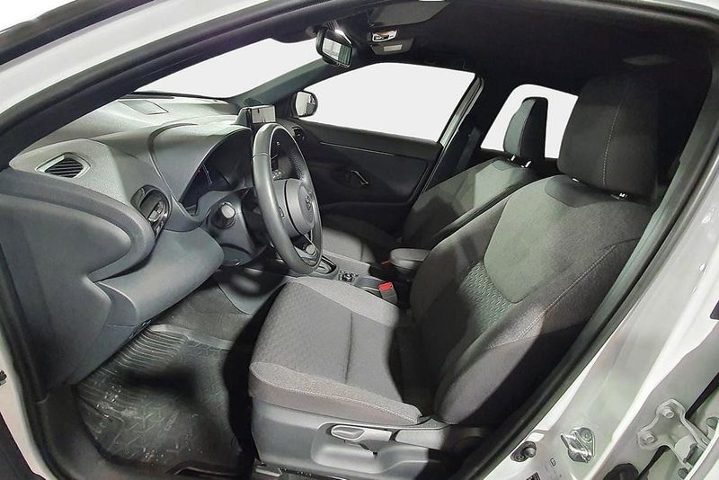 Toyota Yaris Cross bild 19