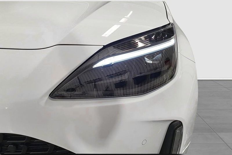 Toyota Yaris Cross bild 10