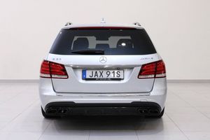 Mercedes E63 AMG bild 7