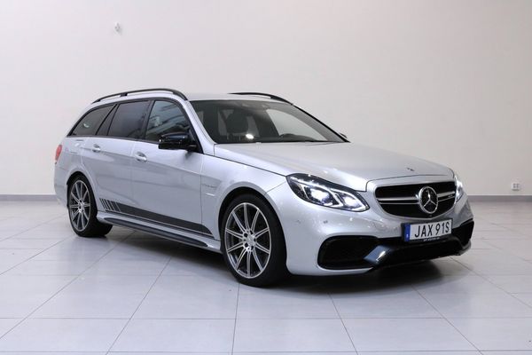 Mercedes E63 AMG 4Matic / 558hk / Dragkrok / Airmatic / H&K - 2016