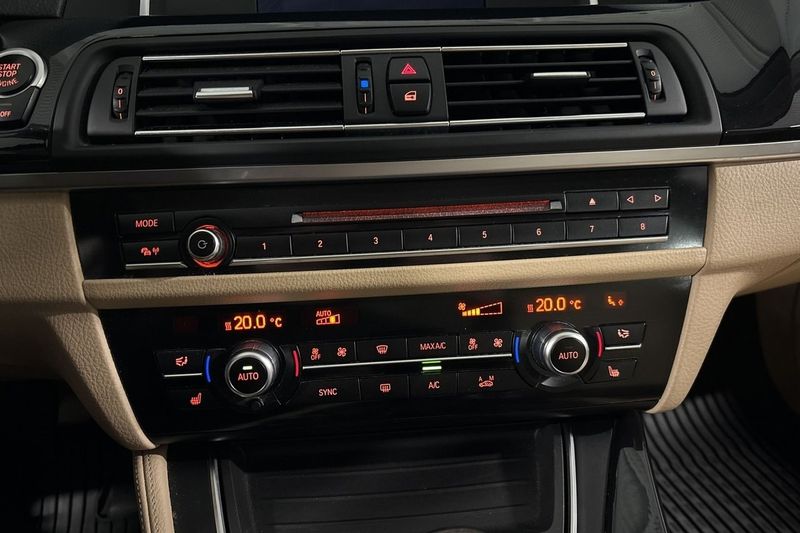 BMW 520 bild 15