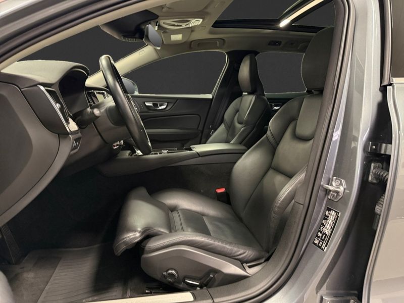 Volvo V60 bild 8