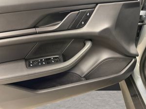 Porsche Taycan bild 9