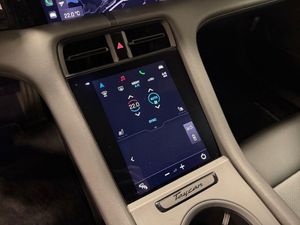 Porsche Taycan bild 12