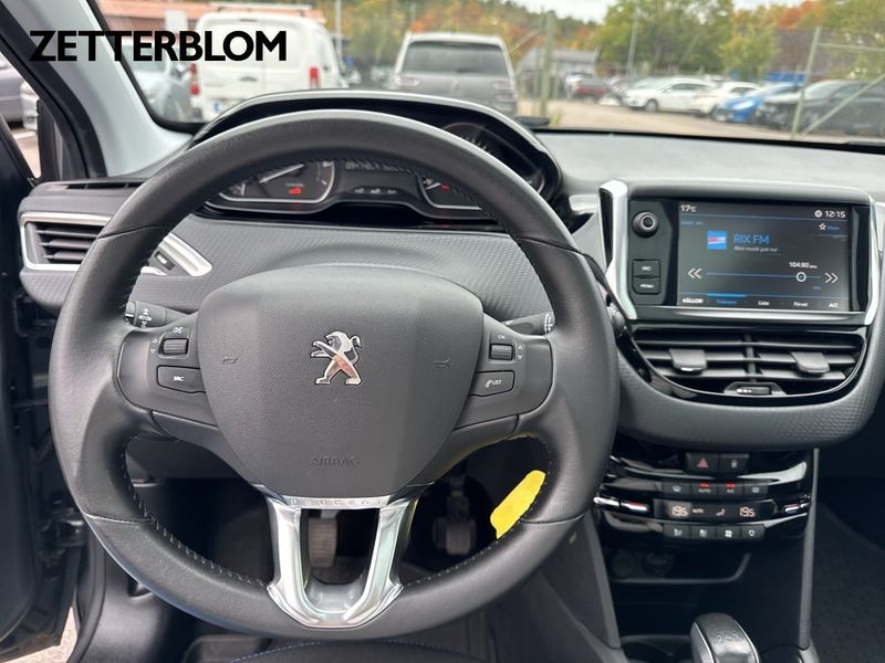 Peugeot 208 bild 12