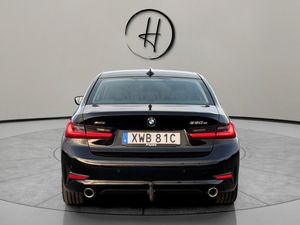BMW 330 bild 4