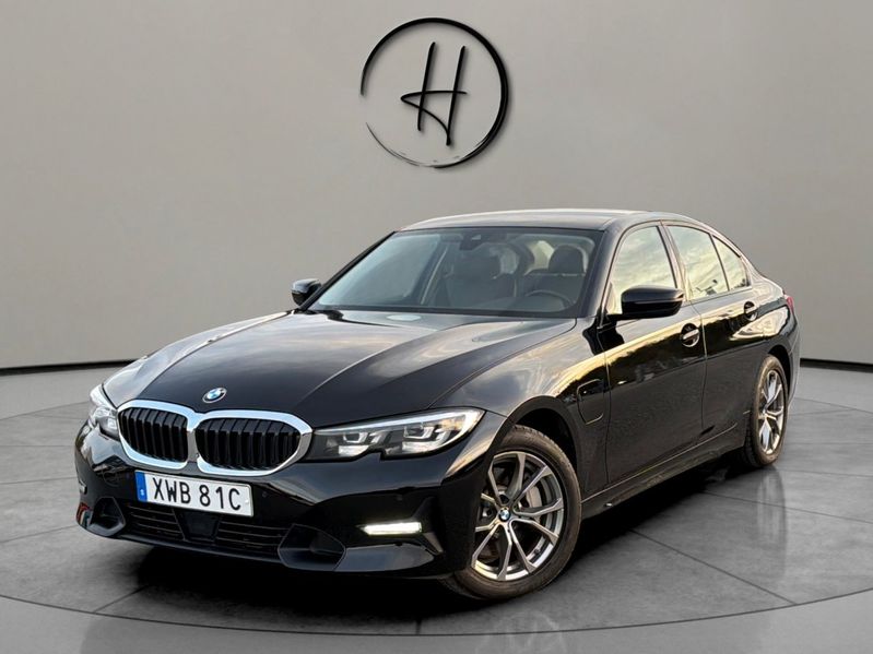 BMW 330 bild 2
