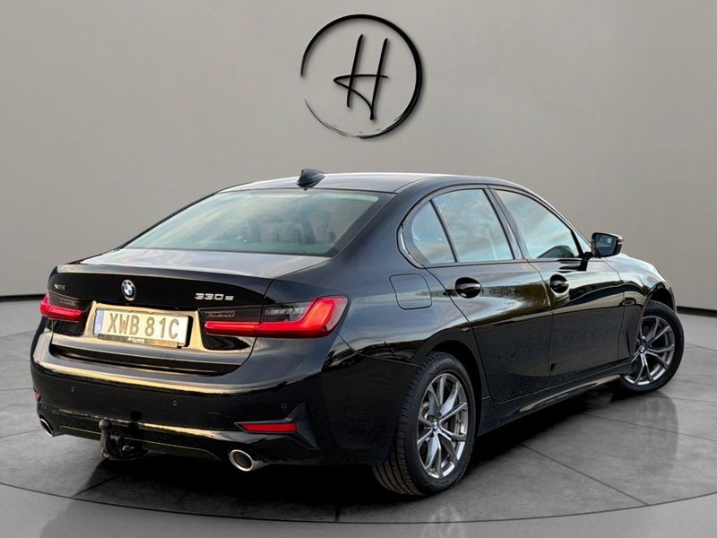 BMW 330 bild 5