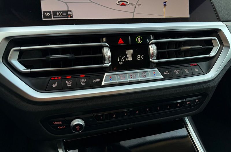 BMW 330 bild 13