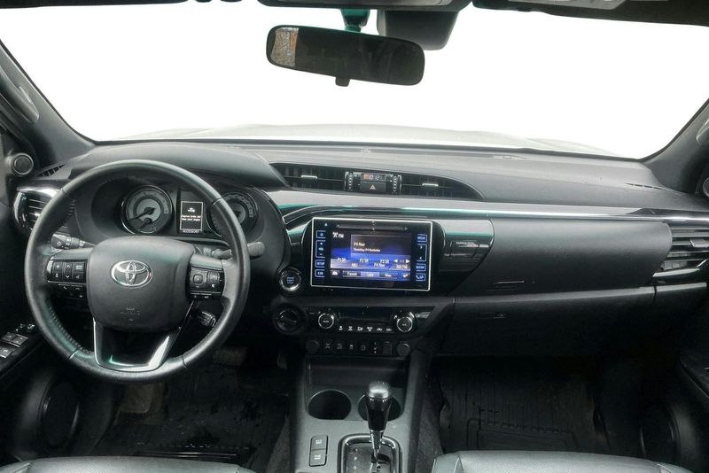 Toyota Hilux bild 6