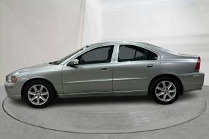 Volvo S60 bild 2