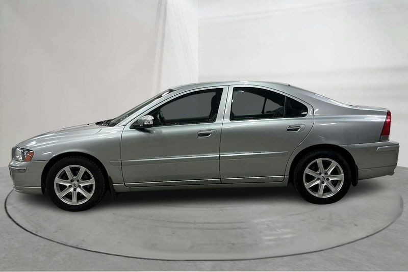 Volvo S60 bild 2