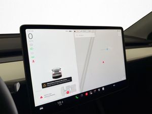 Tesla Model Y bild 22