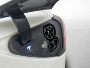 Tesla Model Y bild 29