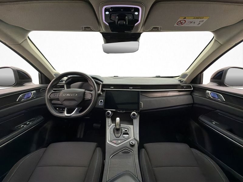 Lynk & Co 01 bild 14