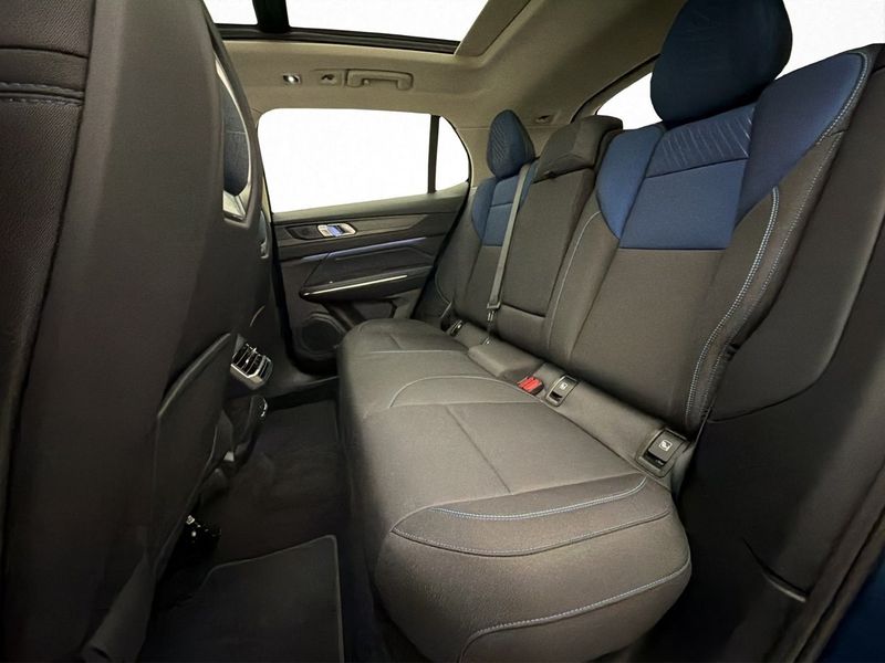 Lynk & Co 01 bild 18