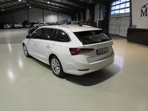 Skoda Octavia bild 7