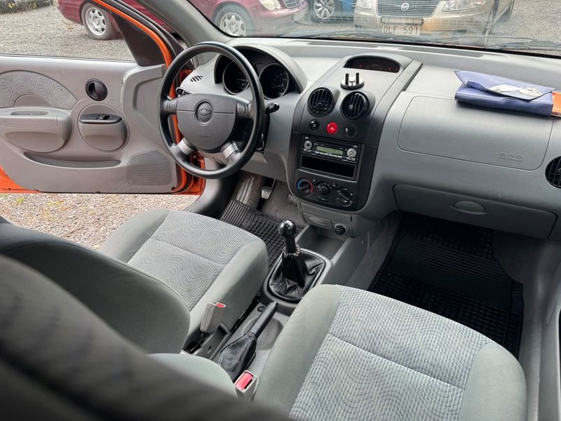 Chevrolet KALOS bild 15