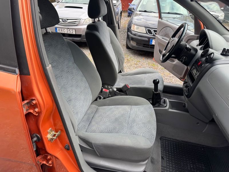 Chevrolet KALOS bild 16
