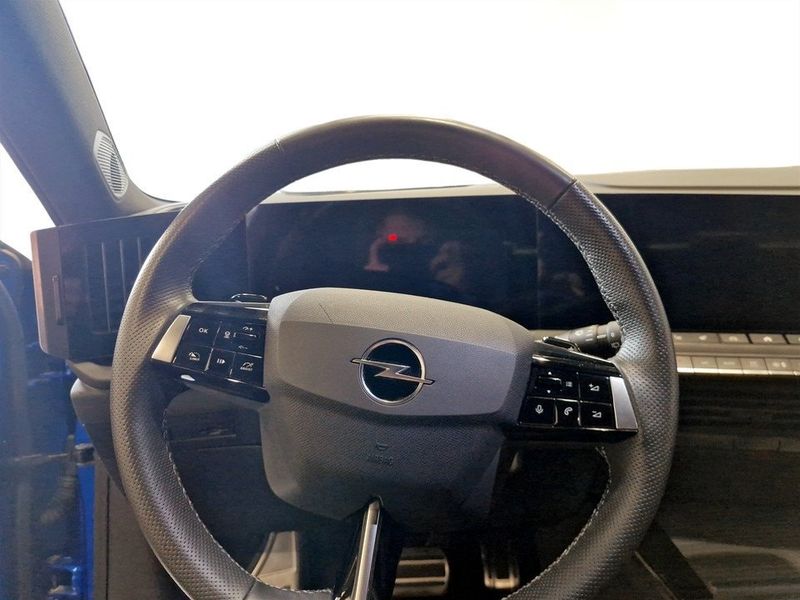 Opel Astra bild 8
