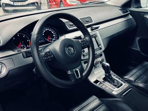 Volkswagen Passat bild 11