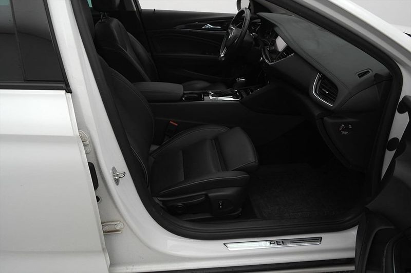 Opel Insignia bild 18