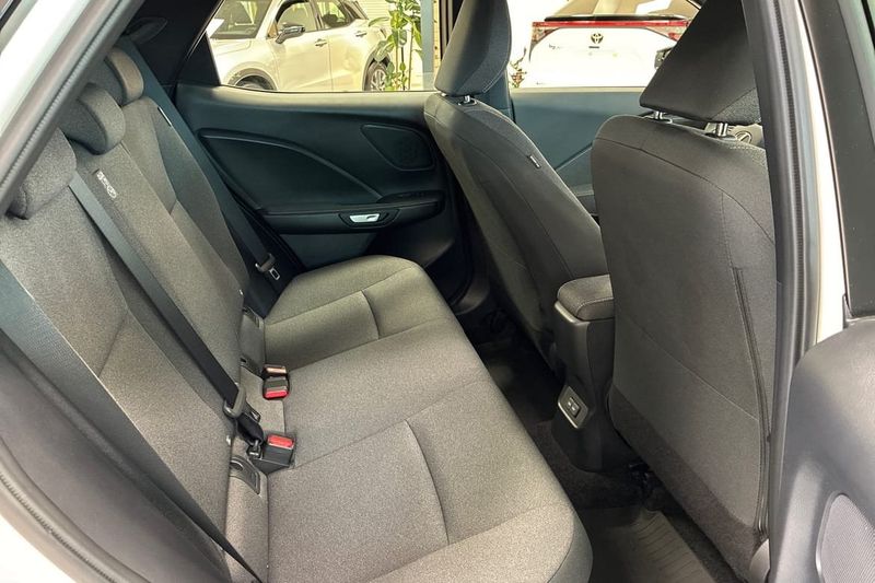 Lexus LBX bild 7