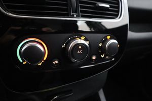 Renault Clio bild 18
