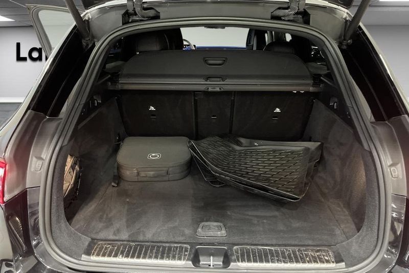 Mercedes EQE350 SUV bild 14