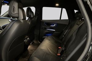 Mercedes EQE350 SUV bild 9
