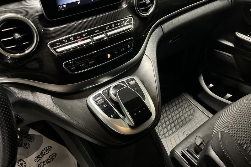 Mercedes V220 bild 12