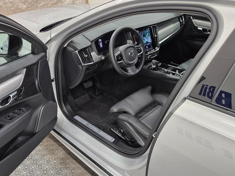 Volvo V90 bild 2