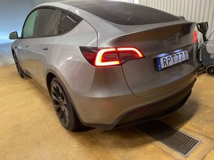Tesla Model Y bild 4