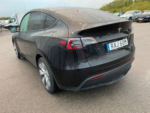 Tesla Model Y bild 4