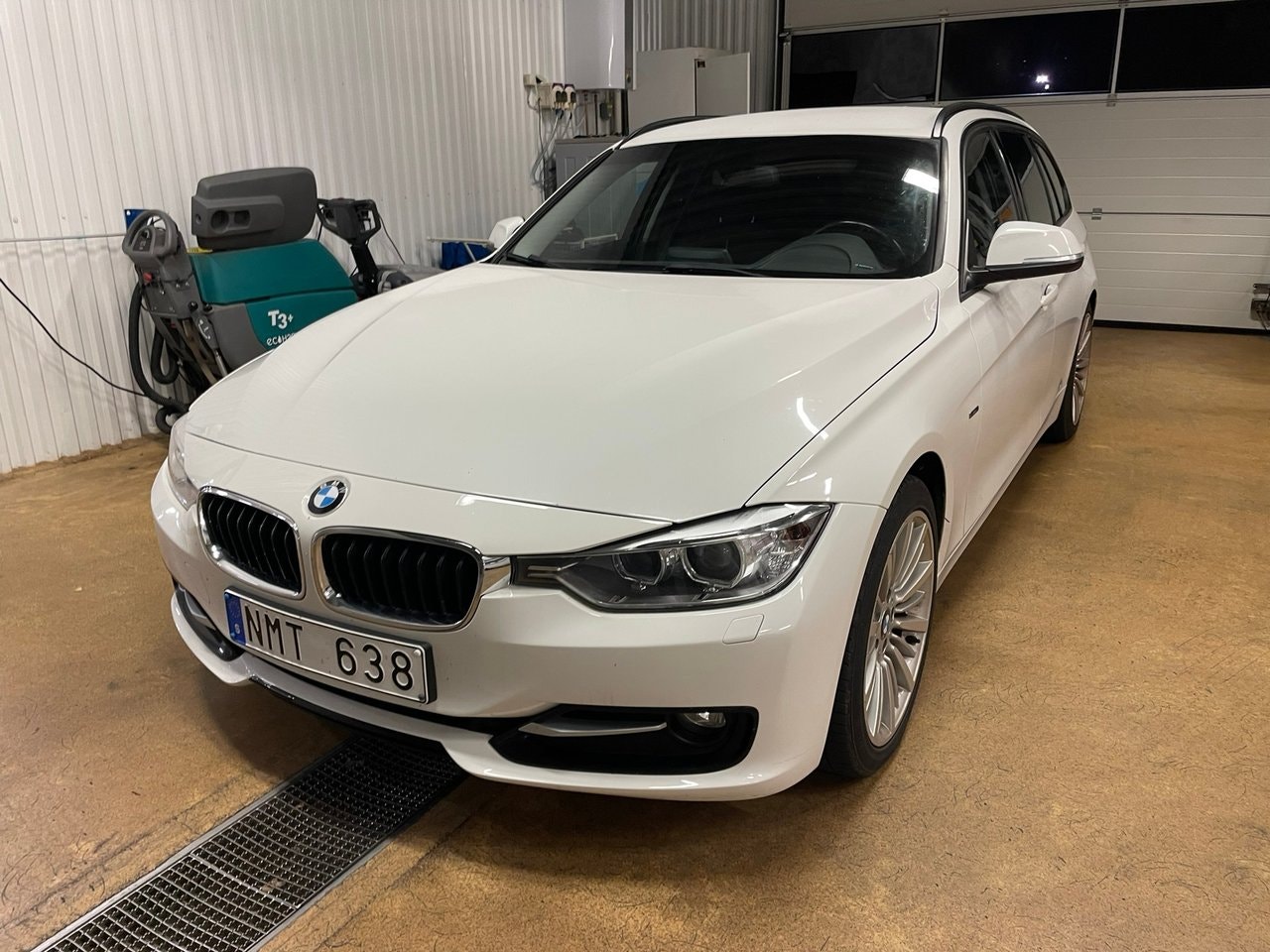 BMW 320