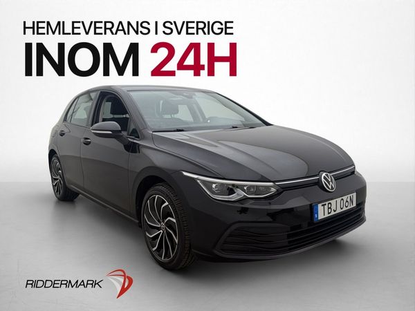Volkswagen Golf 1.5 eTSI Cockpit Sensorer Rattvärme CarPlay - 2021