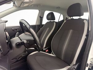 Hyundai i10 bild 11