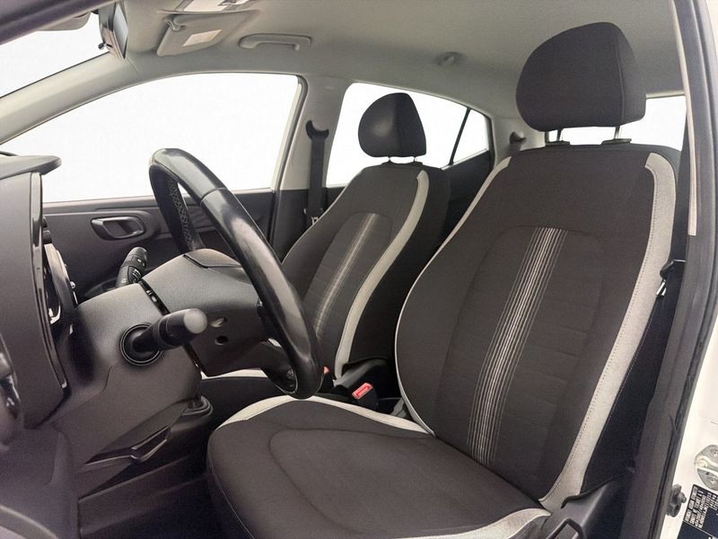 Hyundai i10 bild 11