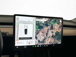 Tesla Model Y bild 23