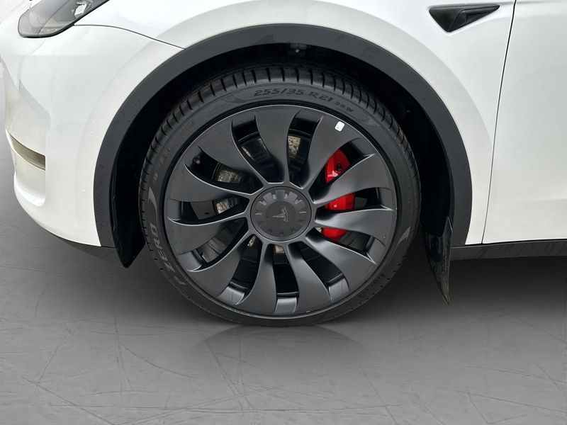 Tesla Model Y bild 31