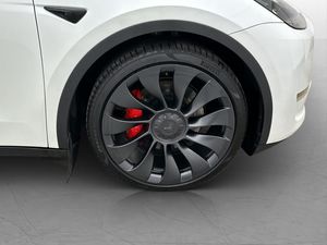 Tesla Model Y bild 34