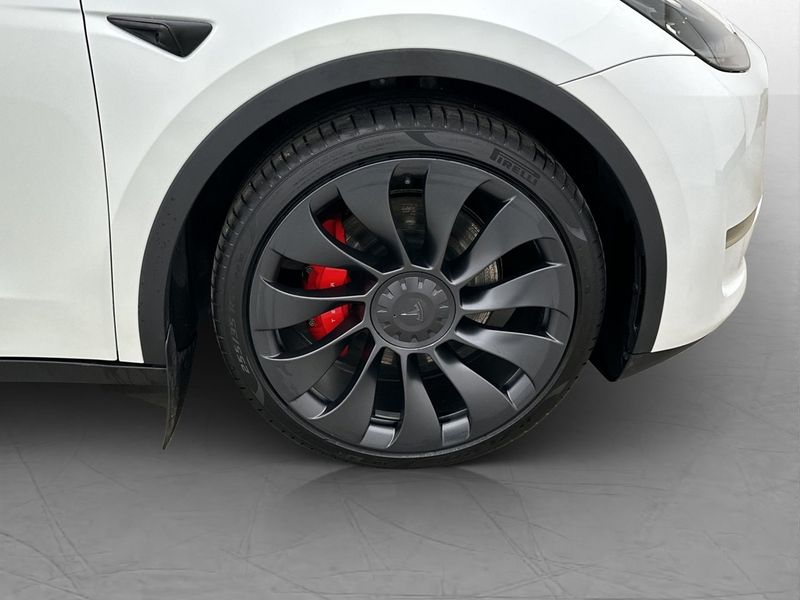 Tesla Model Y bild 34