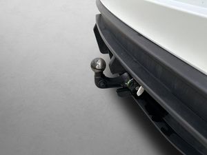 Tesla Model Y bild 12
