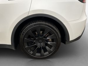 Tesla Model Y bild 34